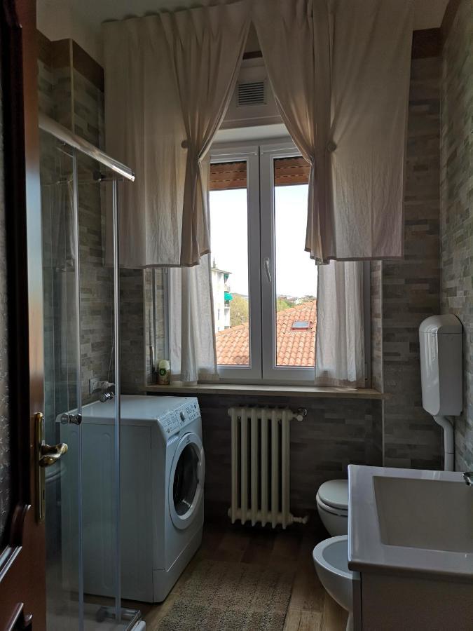 Queen East Verona Apartments מראה חיצוני תמונה