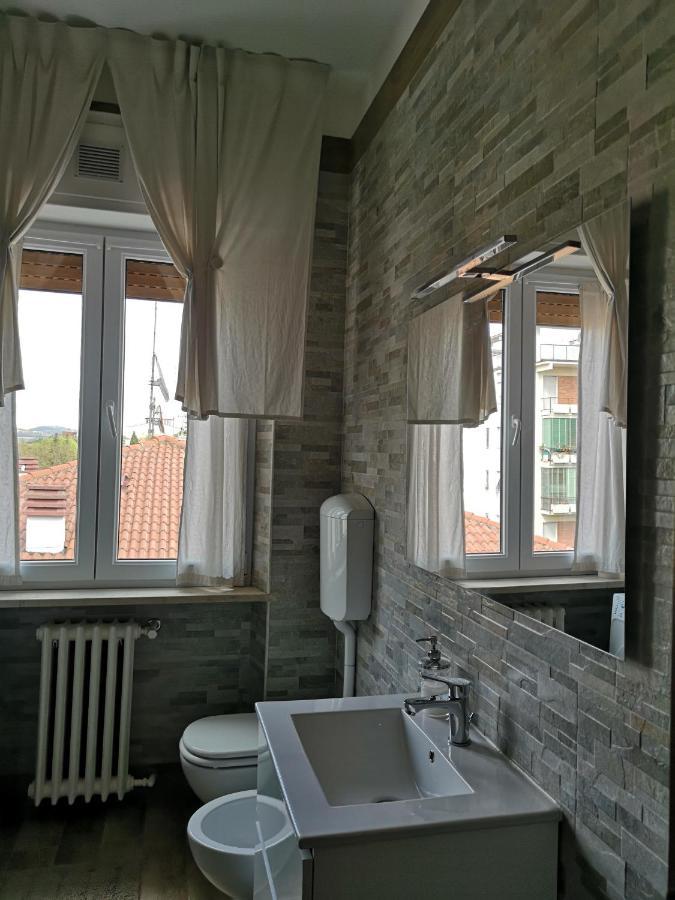 Queen East Verona Apartments מראה חיצוני תמונה