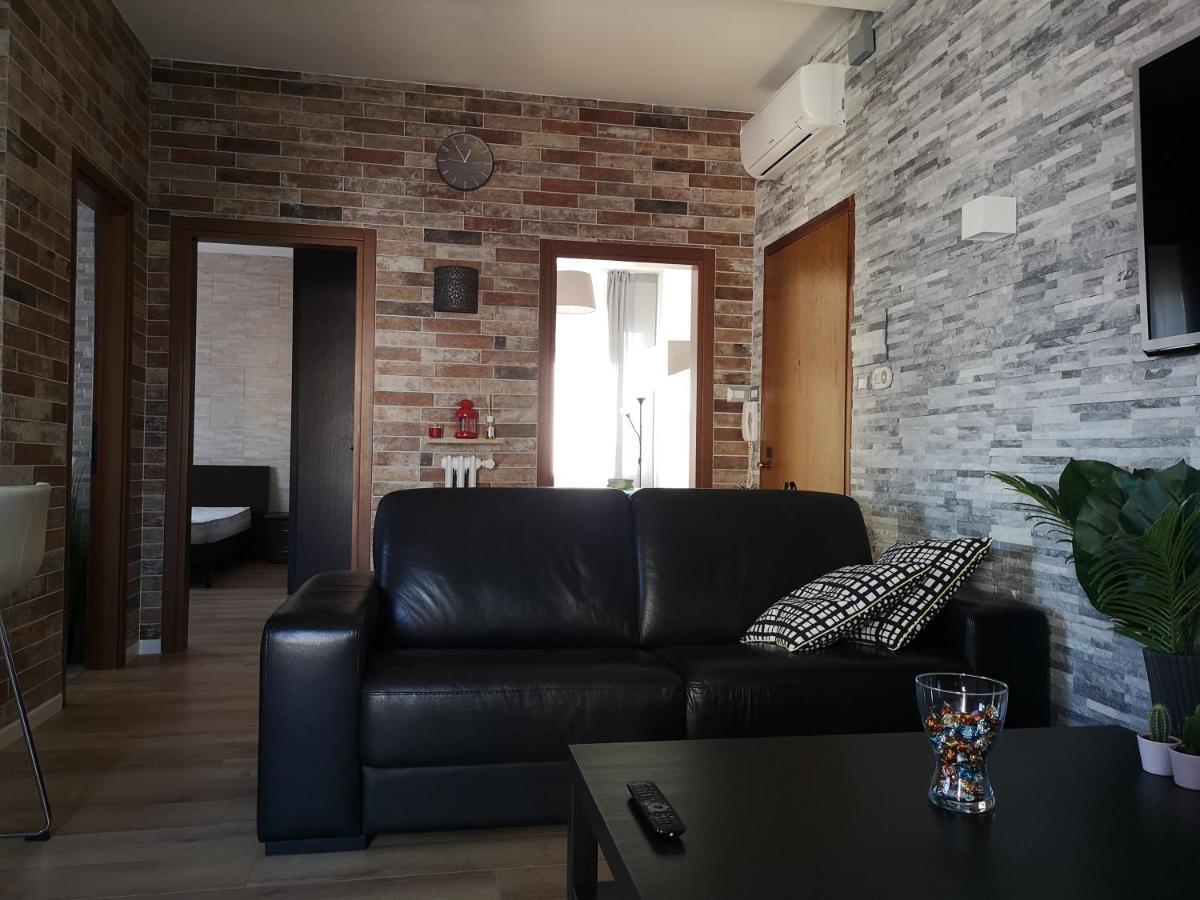 Queen East Verona Apartments מראה חיצוני תמונה
